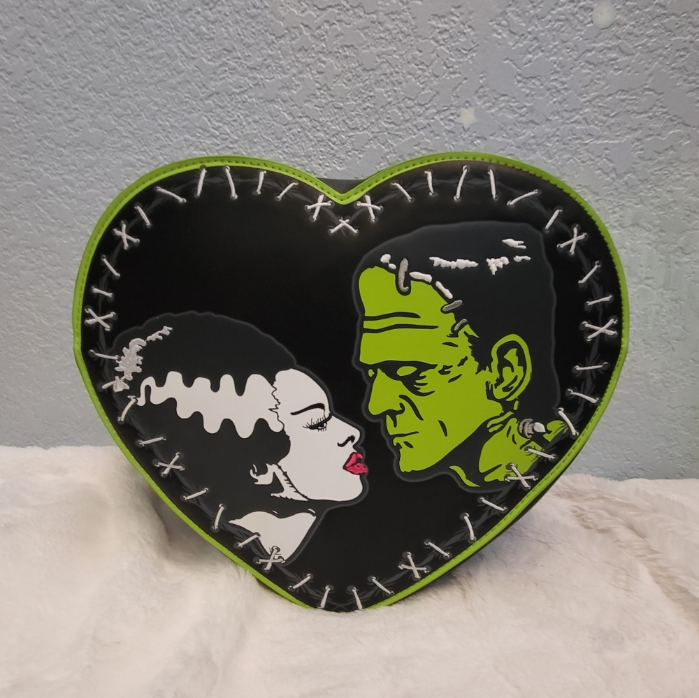 🎉SALE🎉 Rock Rebel Universal Monsters Frankenstein & Bride Mini Backpack - Picture 4 of 5